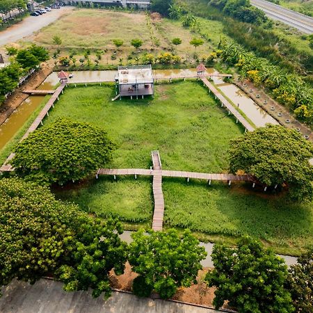 The Cavalli Casa Resort Ayutthaya Extérieur photo